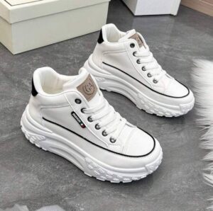 Casual Skate Shoes For Street Photography